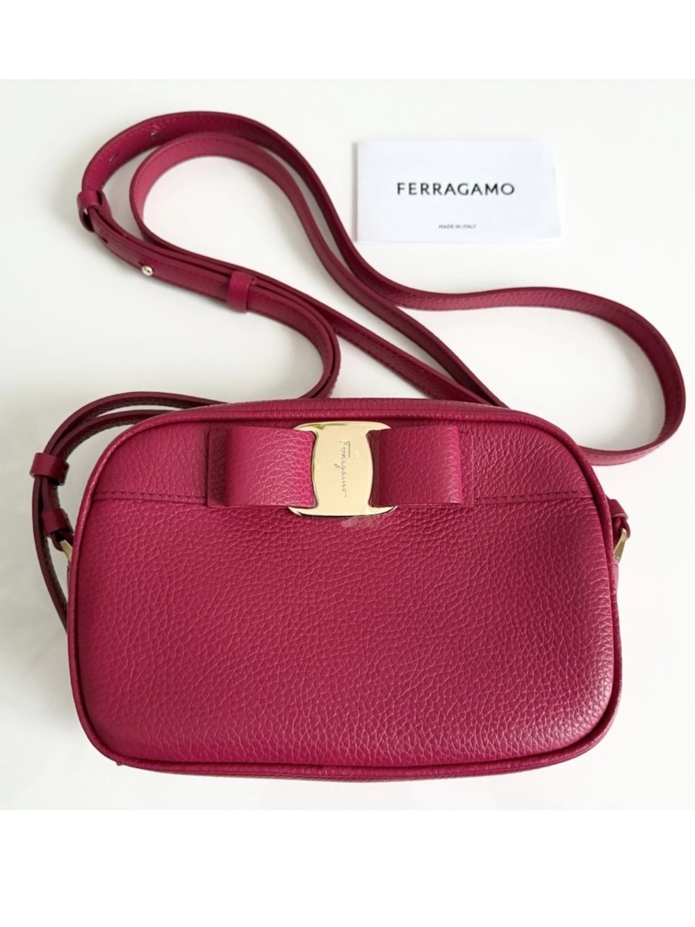 Salvatore Ferragamo Vara Bow Ribbon Pink Leather Crossbody Shoulder Camera Bag